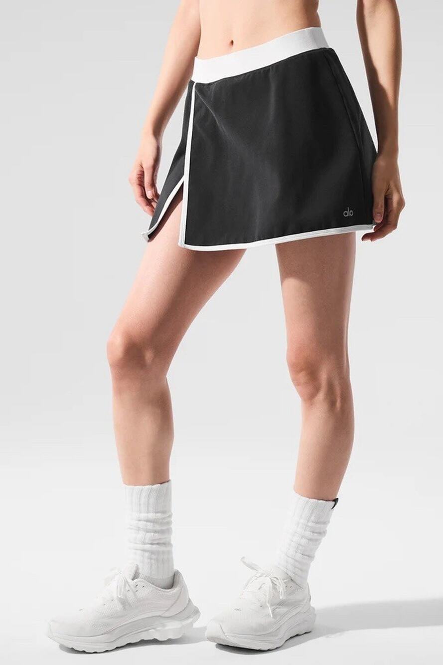 ALO Yoga Airbrush Streamlined Skirt Small Black White Side Piping Athletic
